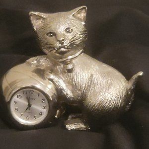 Vintage Timex Collectible Miniature Pewter Cat Desk Clock- NEW BATTERY!!!!!